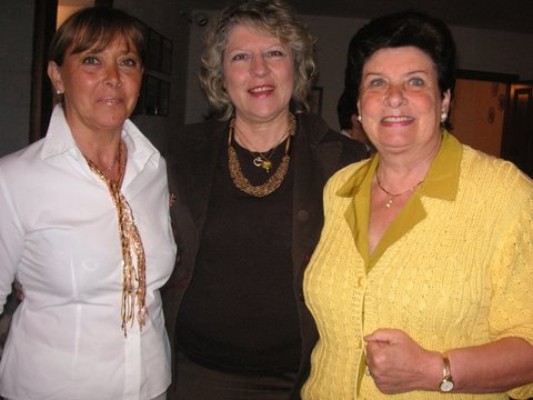 2007 05 Luciana Maria_Luisa Marisa.JPG